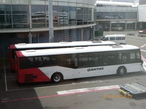 Qantas Transfer Bus .